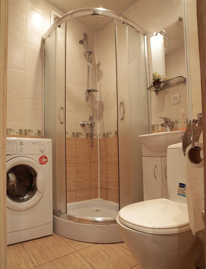 Apartment на проспекте александра поля с ромашками Dnipro